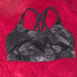 Lululemon sports bra